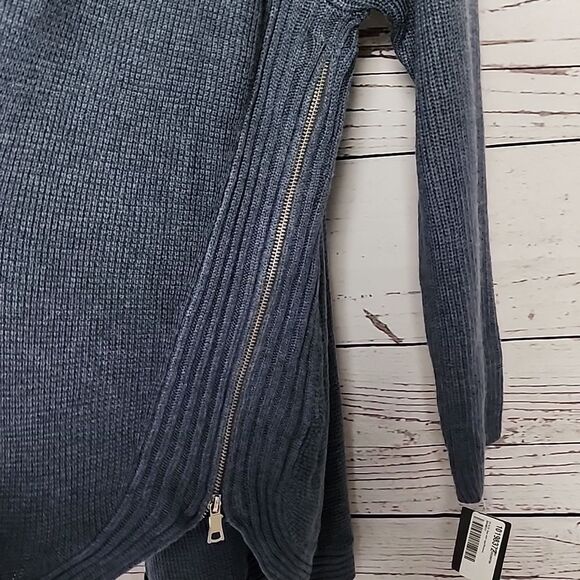 INC Blue Side Zipper Sweater 1X NWT - Picture 4 of 4